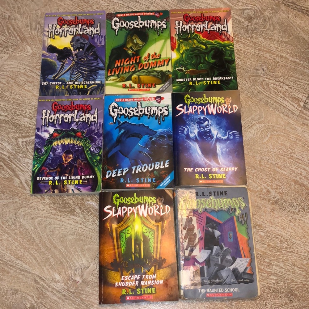 Goosebumps paperback books horrorland slappyworld - Picture 1 of 9